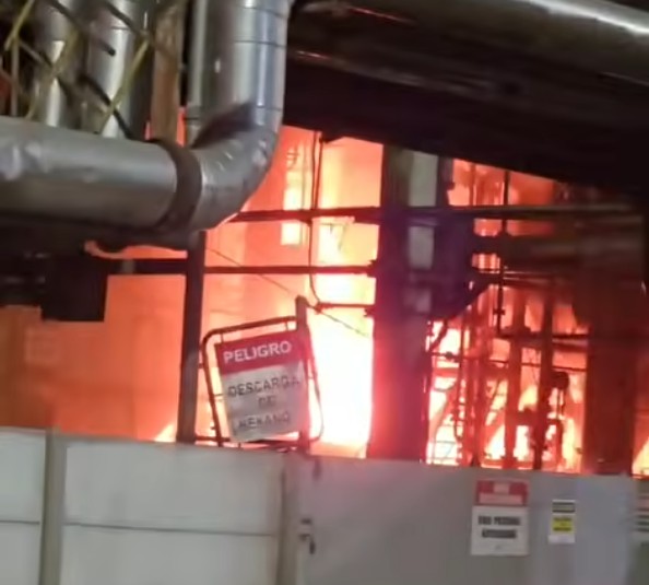 VIDEO: Incendio en Vicentin planta Ricardone