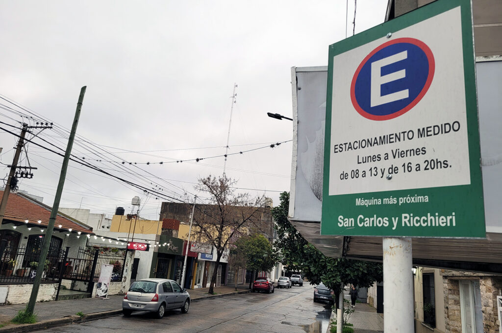 El intendente Raimundo decretó la eliminación del estacionamiento medido