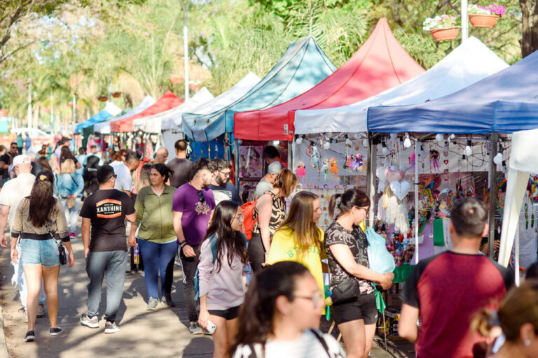 Se viene la 20ª edición de la Expo Artesanos, con feria comercial, gastronomía y espectáculos musicales